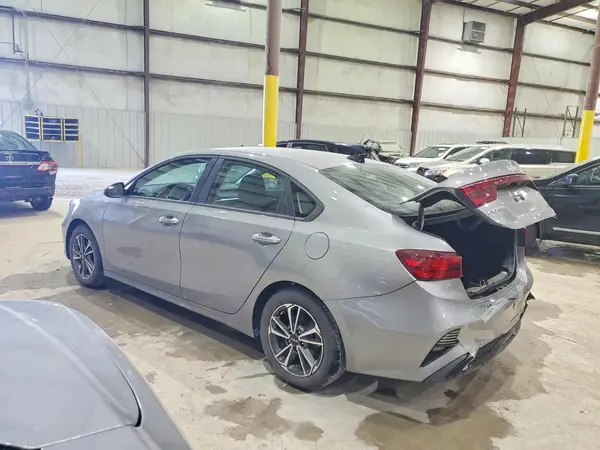 3KPF24AD3PE635177 2023 KIA FORTE - Image 2