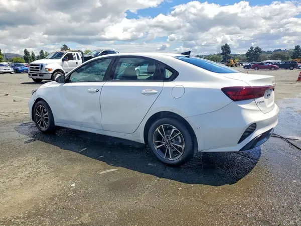 3KPF24AD3PE636202 2023 KIA FORTE - Image 2