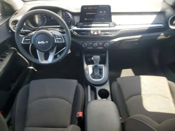 3KPF24AD3PE636202 2023 KIA FORTE - Image 8