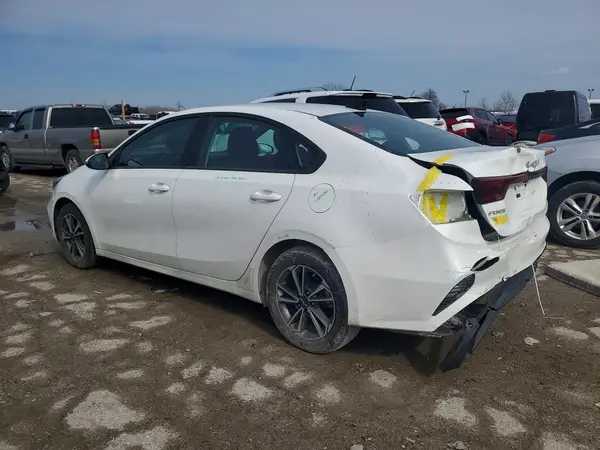 3KPF24AD3PE637012 2023 KIA FORTE - Image 2