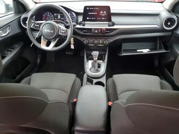 3KPF24AD3PE637639 2023 KIA FORTE - Image 8