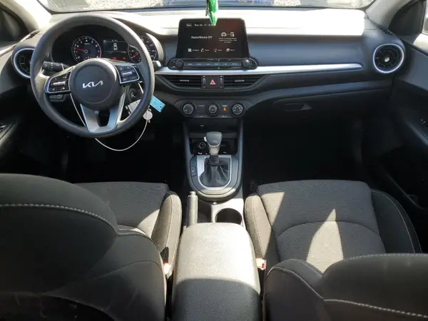 3KPF24AD3PE637947 2023 KIA FORTE - Image 8