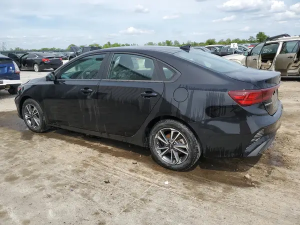 3KPF24AD3PE642212 2023 KIA FORTE - Image 2
