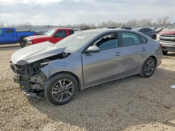 3KPF24AD3PE648222 2023 KIA FORTE - Image 1