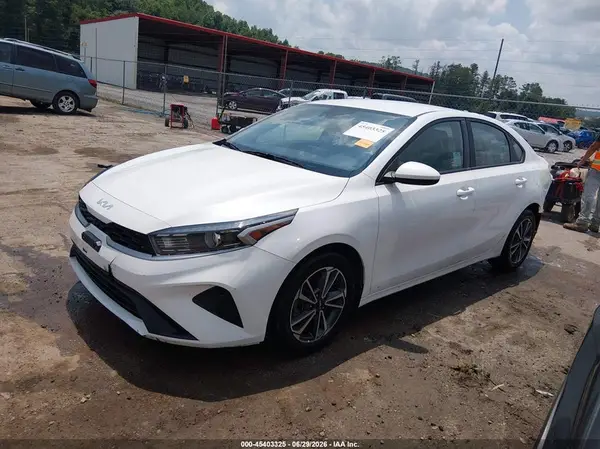 3KPF24AD3PE650116 2023 KIA FORTE - Image 2