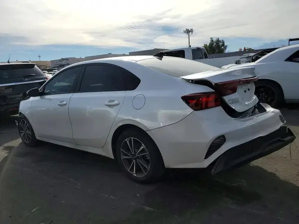 3KPF24AD3PE650360 2023 KIA FORTE - Image 2