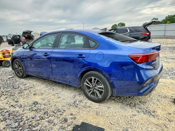 3KPF24AD3PE651766 2023 KIA FORTE - Image 2