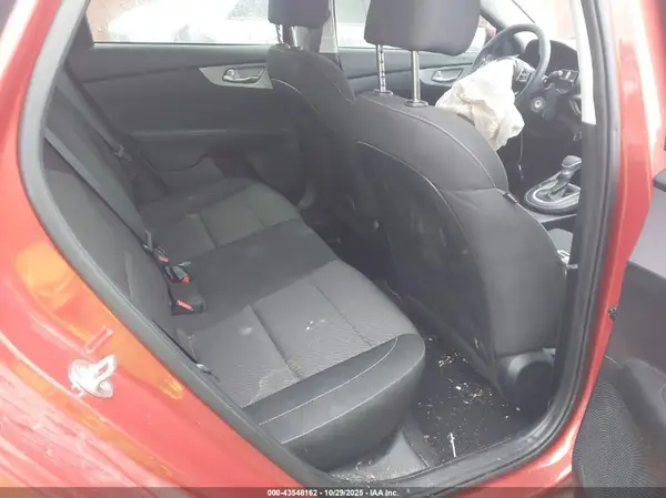 3KPF24AD3PE656398 2023 KIA FORTE - Image 8