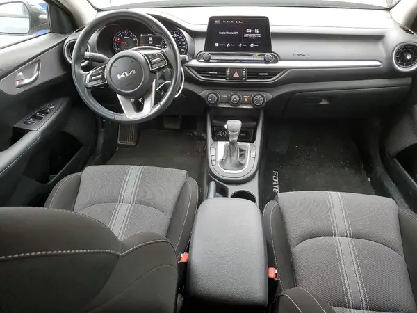 3KPF24AD3PE658121 2023 KIA FORTE - Image 8