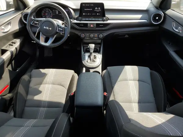 3KPF24AD3PE658958 2023 KIA FORTE - Image 8