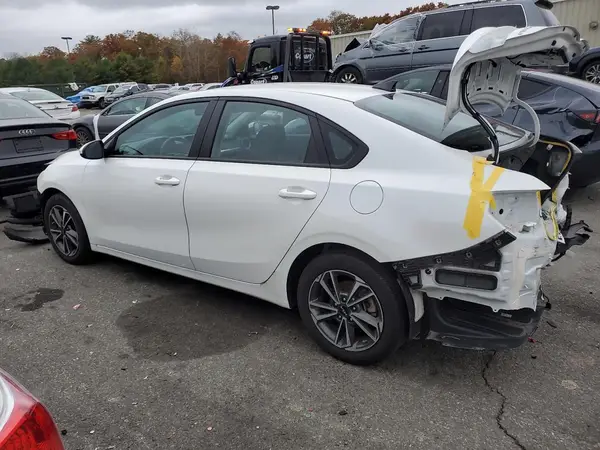 3KPF24AD3PE661410 2023 KIA FORTE - Image 2
