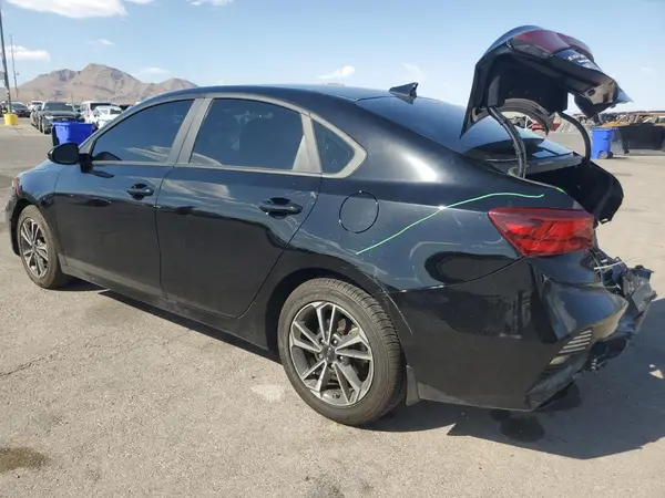 3KPF24AD3PE664064 2023 KIA FORTE - Image 2