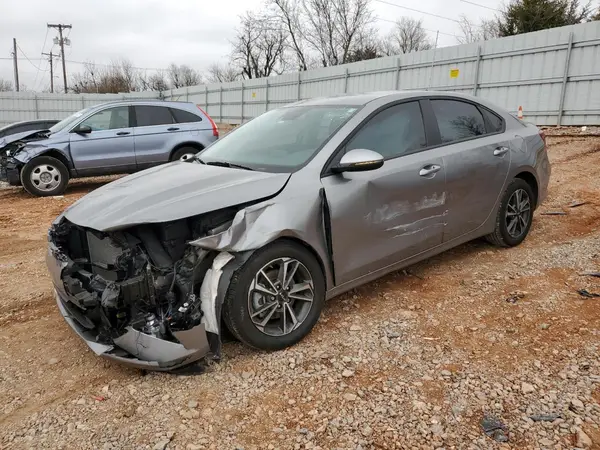 3KPF24AD3PE664503 2023 KIA FORTE - Image 1