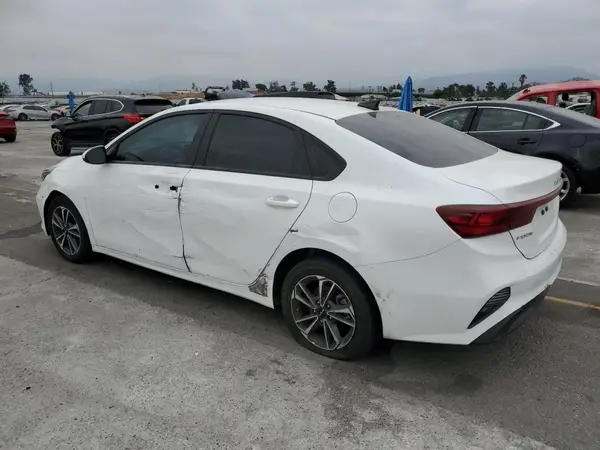 3KPF24AD3PE665635 2023 KIA FORTE - Image 2