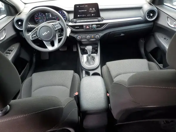 3KPF24AD3PE665635 2023 KIA FORTE - Image 8