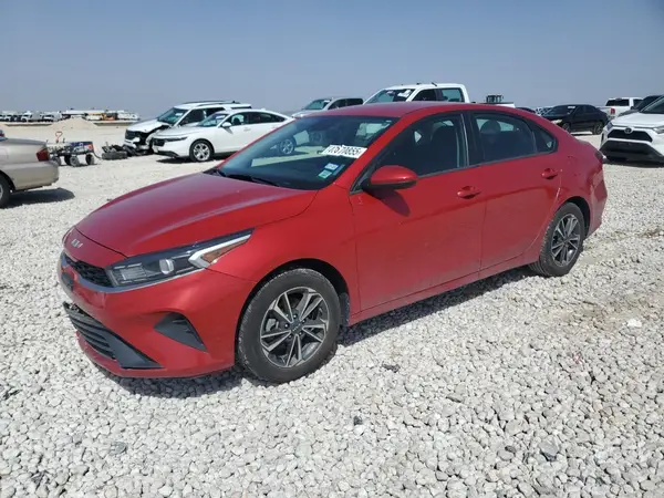 3KPF24AD3PE666428 2023 KIA FORTE - Image 1