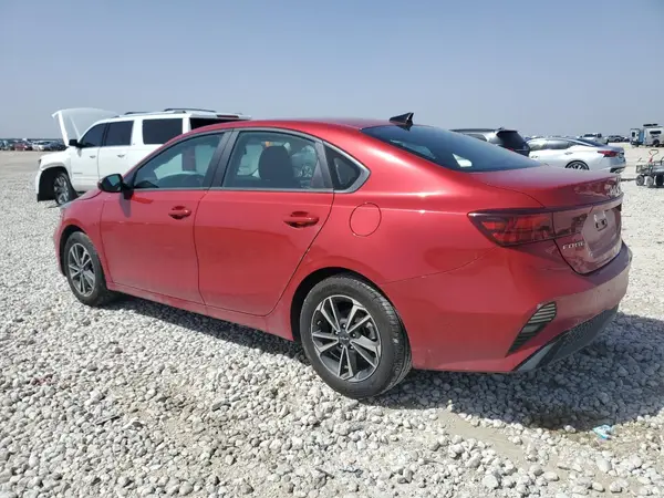 3KPF24AD3PE666428 2023 KIA FORTE - Image 2