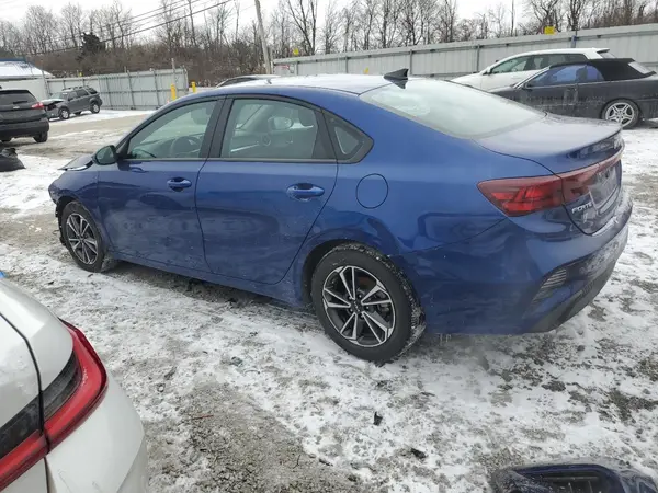 3KPF24AD3PE673492 2023 KIA FORTE - Image 2