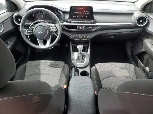 3KPF24AD3PE674559 2023 KIA FORTE - Image 8