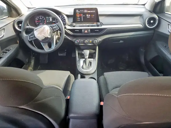 3KPF24AD3PE675226 2023 KIA FORTE - Image 8