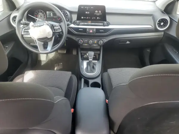 3KPF24AD3PE675467 2023 KIA FORTE - Image 8
