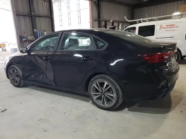 3KPF24AD3PE676151 2023 KIA FORTE - Image 2