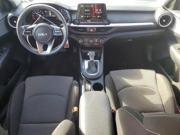 3KPF24AD3PE677509 2023 KIA FORTE - Image 8
