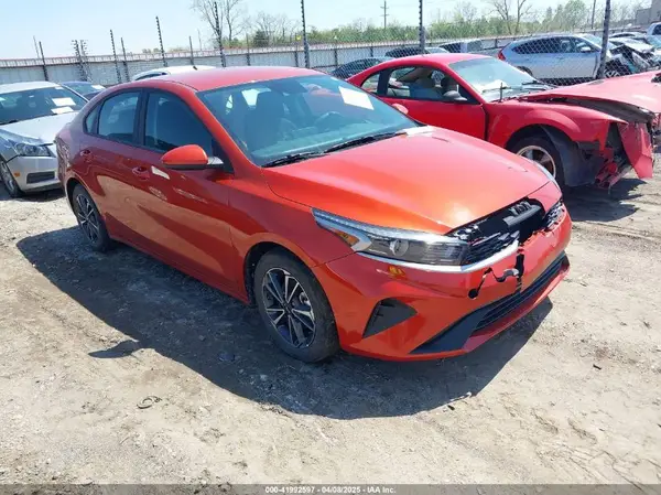 3KPF24AD3PE680832 2023 KIA FORTE - Image 1