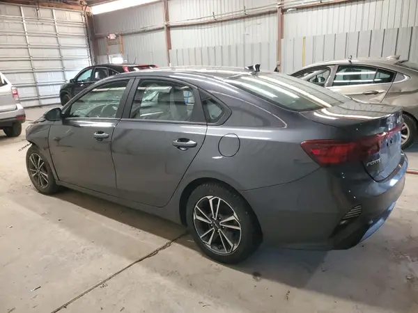 3KPF24AD3PE690390 2023 KIA FORTE - Image 2