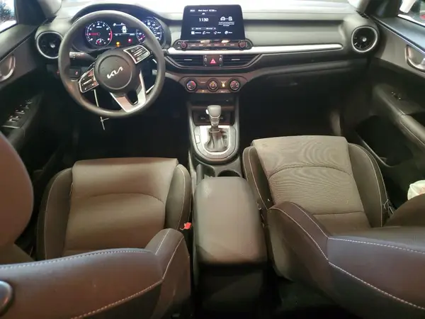3KPF24AD3PE691801 2023 KIA FORTE - Image 8