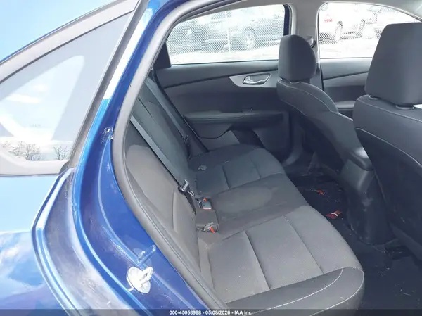 3KPF24AD3PE694374 2023 KIA FORTE - Image 8