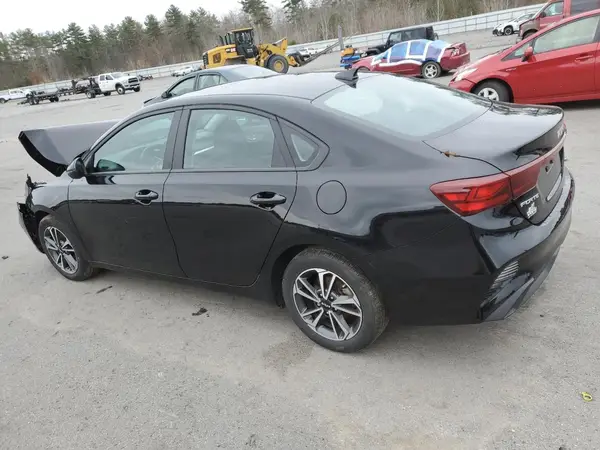 3KPF24AD3PE694925 2023 KIA FORTE - Image 2