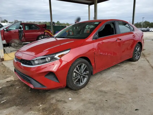 3KPF24AD3RE696161 2024 KIA FORTE - Image 1