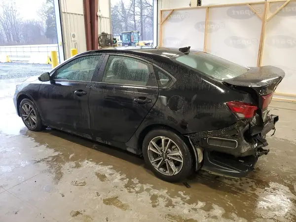 3KPF24AD3RE703688 2024 KIA FORTE - Image 2