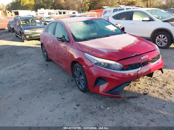 3KPF24AD3RE704274 2024 KIA FORTE - Image 1