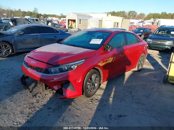 3KPF24AD3RE704274 2024 KIA FORTE - Image 2