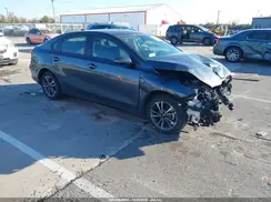 3KPF24AD3RE704758 2024 KIA FORTE