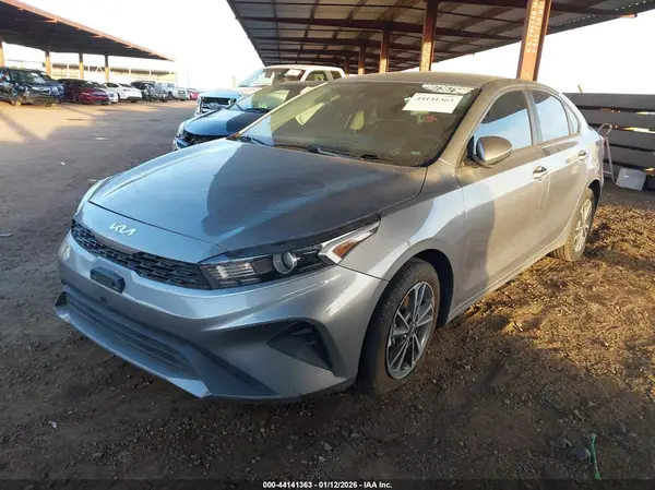 3KPF24AD3RE707160 2024 KIA FORTE - Image 2