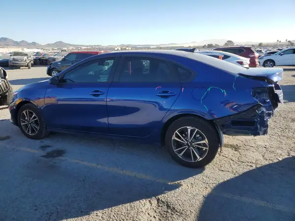 3KPF24AD3RE708857 2024 KIA FORTE - Image 2