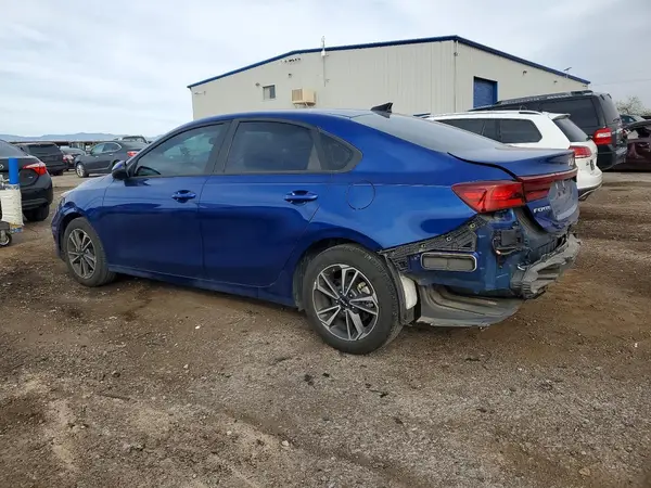 3KPF24AD3RE715288 2024 KIA FORTE - Image 2