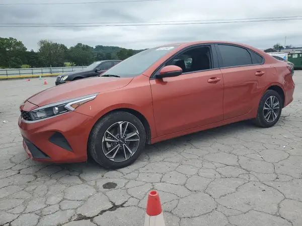 3KPF24AD3RE716330 2024 KIA FORTE - Image 1