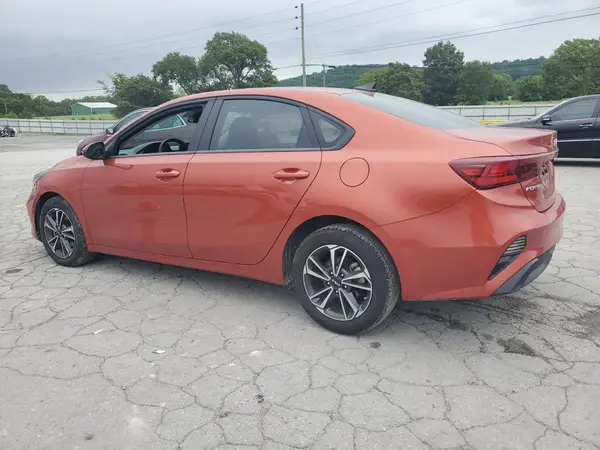 3KPF24AD3RE716330 2024 KIA FORTE - Image 2