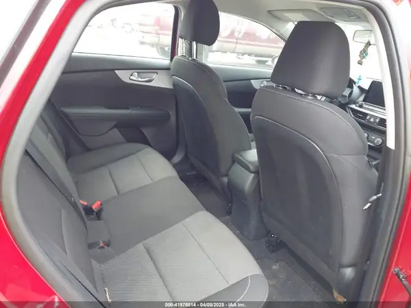 3KPF24AD3RE716800 2024 KIA FORTE - Image 8