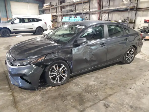 3KPF24AD3RE723617 2024 KIA FORTE - Image 1