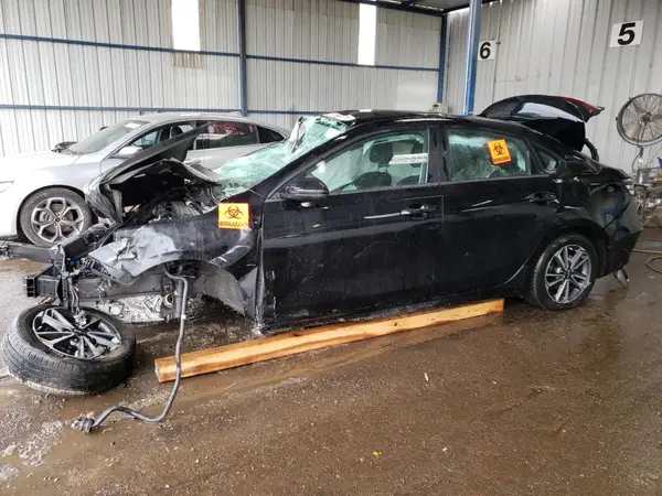 3KPF24AD3RE724640 2024 KIA FORTE - Image 1