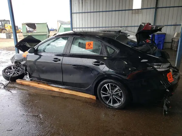 3KPF24AD3RE724640 2024 KIA FORTE - Image 2