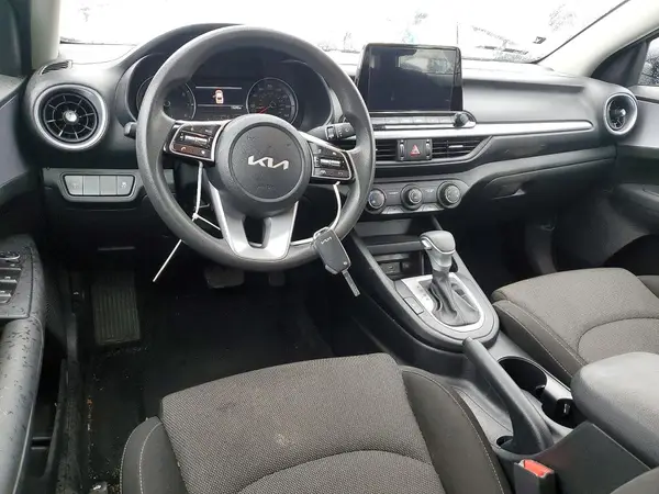 3KPF24AD3RE730633 2024 KIA FORTE - Image 8