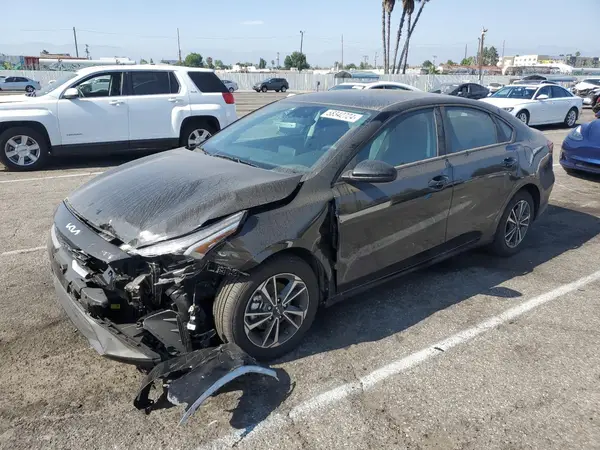 3KPF24AD3RE732267 2024 KIA FORTE - Image 1