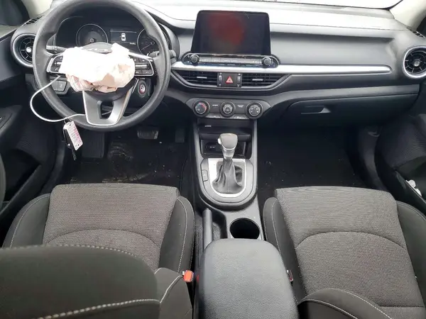 3KPF24AD3RE735461 2024 KIA FORTE - Image 8