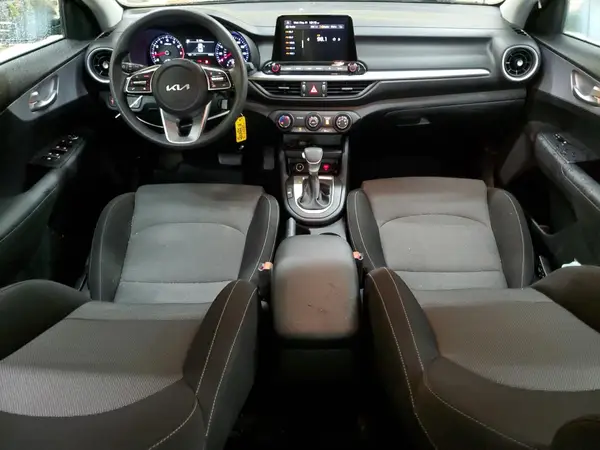 3KPF24AD3RE736562 2024 KIA FORTE - Image 8